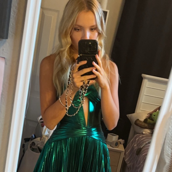 Meet your Posher, Sienna - Picture 1 of 1